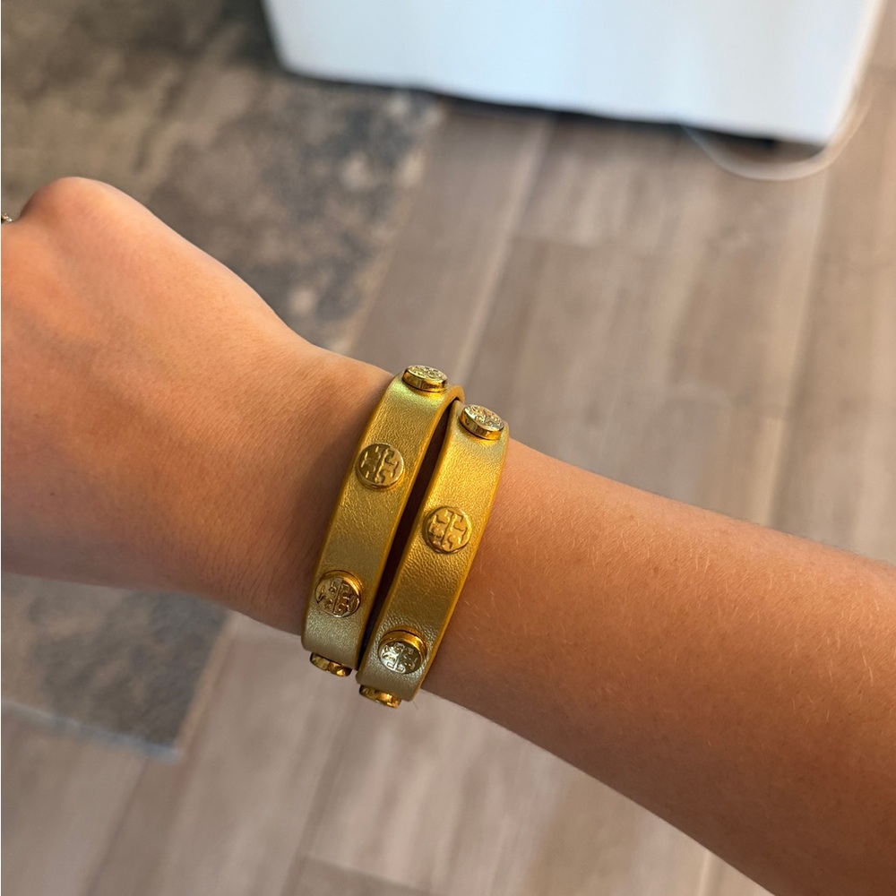 Tory Burch Gold Leather Snap-Stud Wrap Bracelet